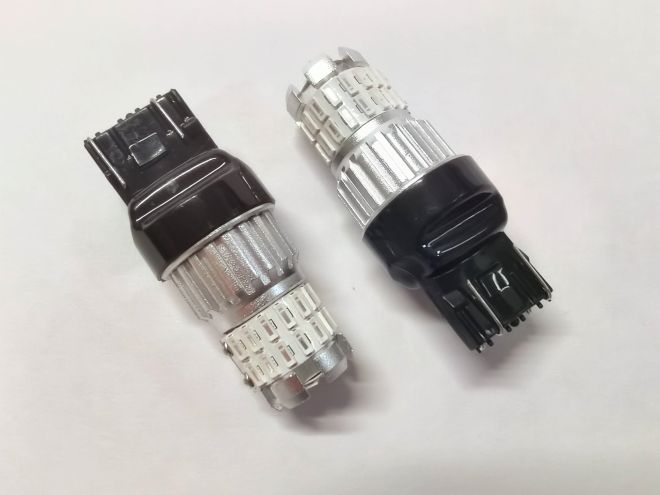 Светодиод T20 (2 конт)  36 SMD (красн.) 12-24v