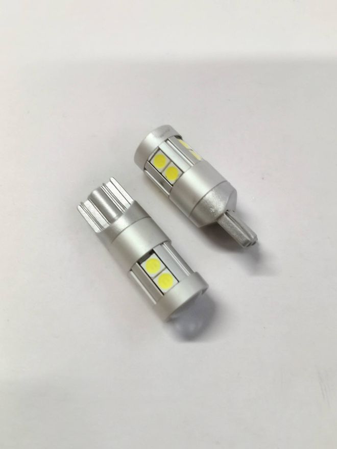 BOCXOD Светодиод (12-24V) T10 9 SMD (3030) + линза SILVER (шт)