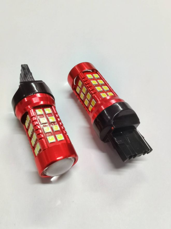 Светодиод T20 (2 конт)  36 SMD+линза (бел.) 12-24v